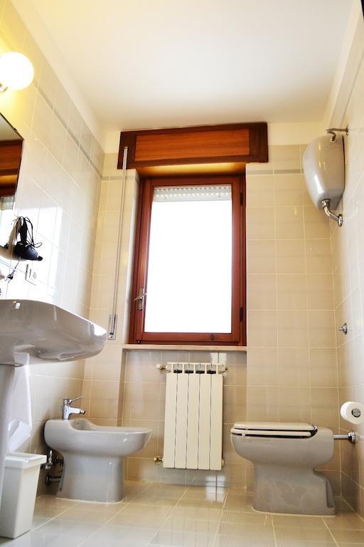 Sogni D'Oro - Guest House Pineto Quarto foto